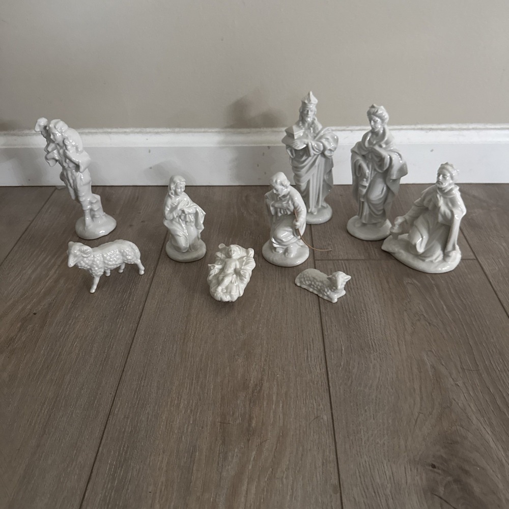 Vintage Atlantic Mold Ceramic Nativity Set‎ Figures lot 9 pieces white